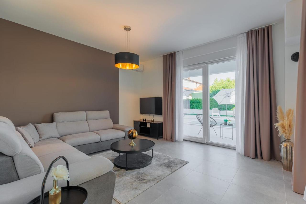 Villa Mara Vrsi Extérieur photo