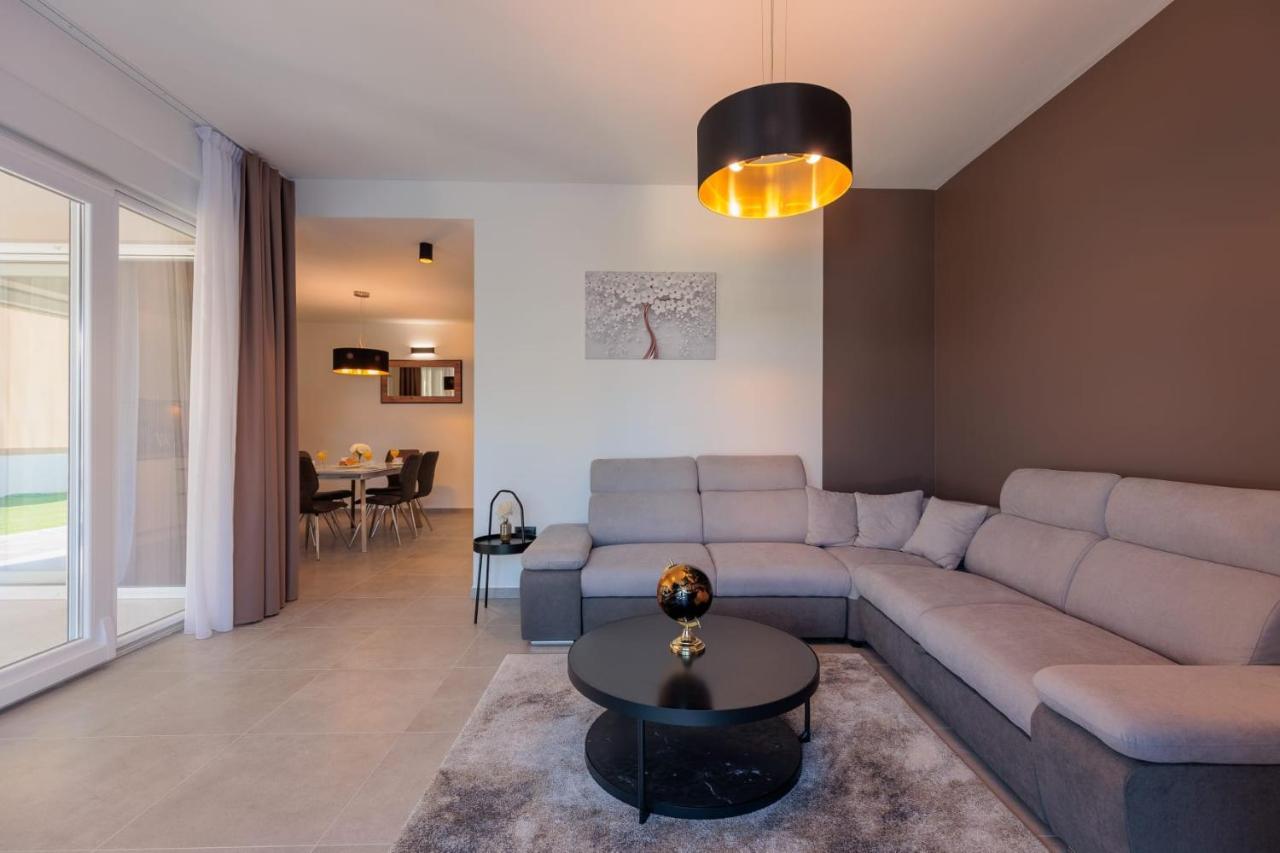 Villa Mara Vrsi Extérieur photo